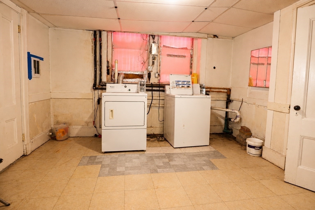 244 Ocean St, Lynn, MA Photo #39