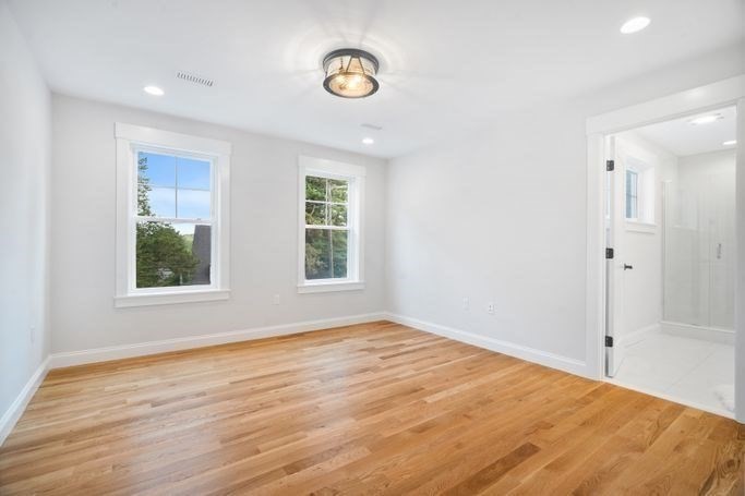 Needham, Massachusetts 02492, United States, 6 Bedrooms Bedrooms, ,6 BathroomsBathrooms,Residential,Pending,114714