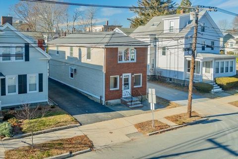 Photo of 146 Burrill St, Swampscott, MA 01907 (MLS # 73461468)