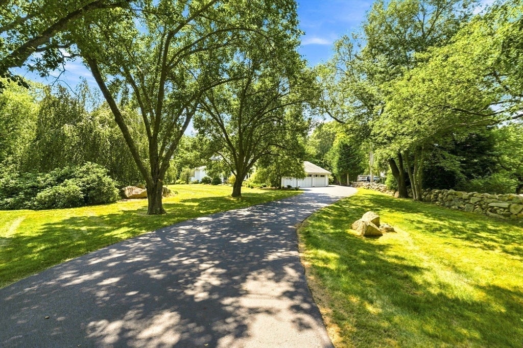 8 W Rockland Farm