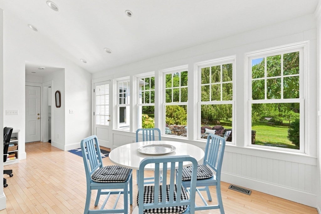 8 W Rockland Farm, Dartmouth, MA, 8 W Rockland Farm, Dartmouth, MA Photo #10