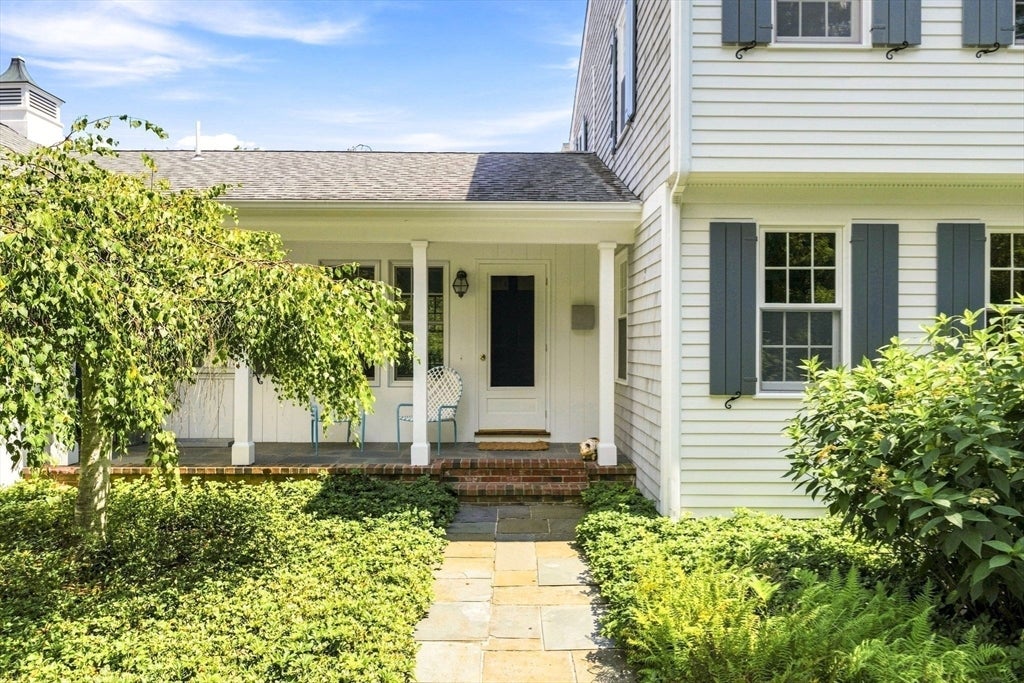 8 W Rockland Farm