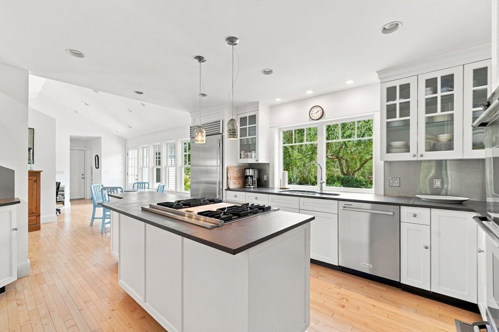 8 W Rockland Farm, Dartmouth, MA, 8 W Rockland Farm, Dartmouth, MA Photo #11