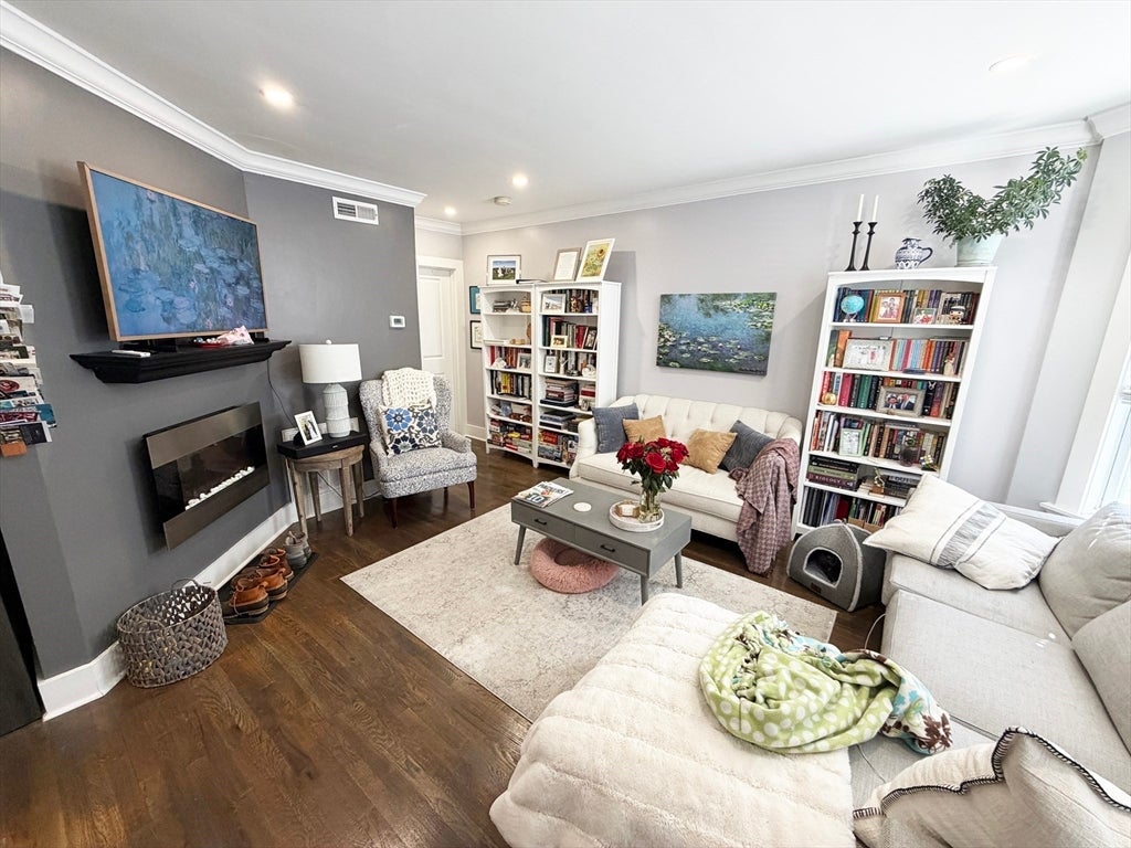 27 Plymouth St #3, Cambridge, MA Photo #5