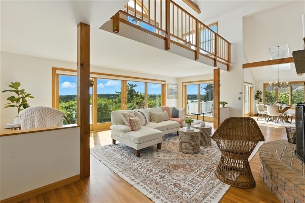 60 Smith Heights Way