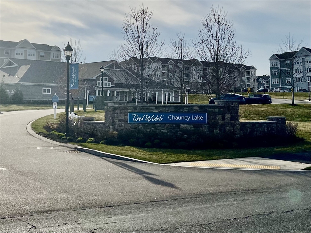 4204 Peters Farm Way 204