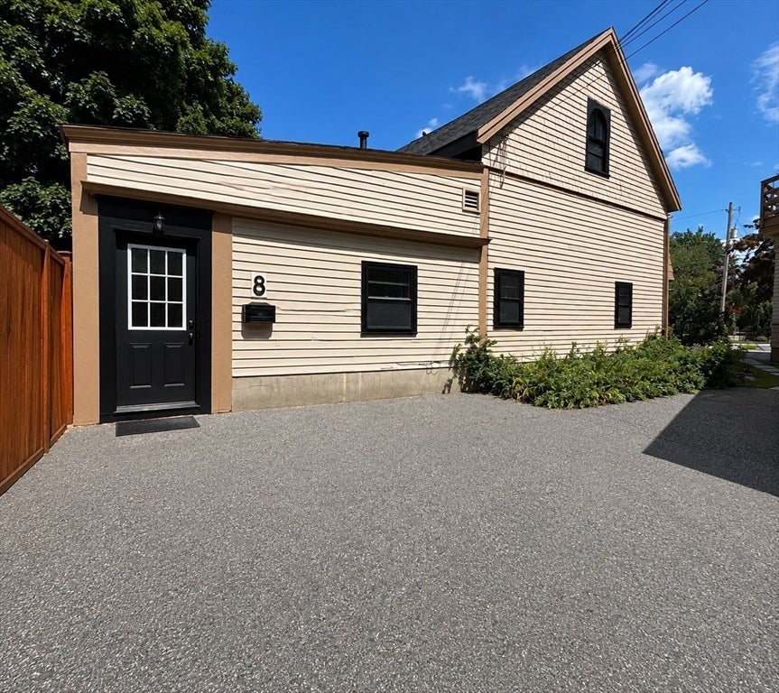 29 Meacham Rd, Somerville, MA Photo #16