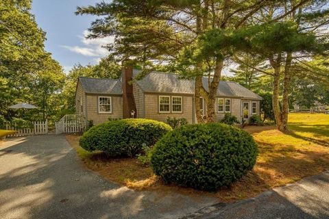 61 Trotters Ln Dennis MA 02670