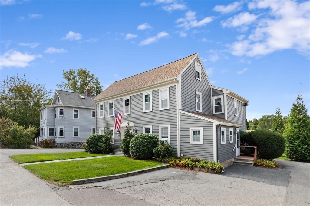 48 Lowell St