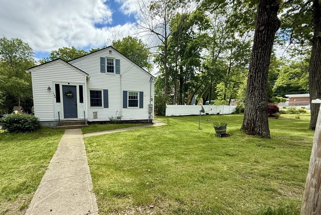 169 Green St