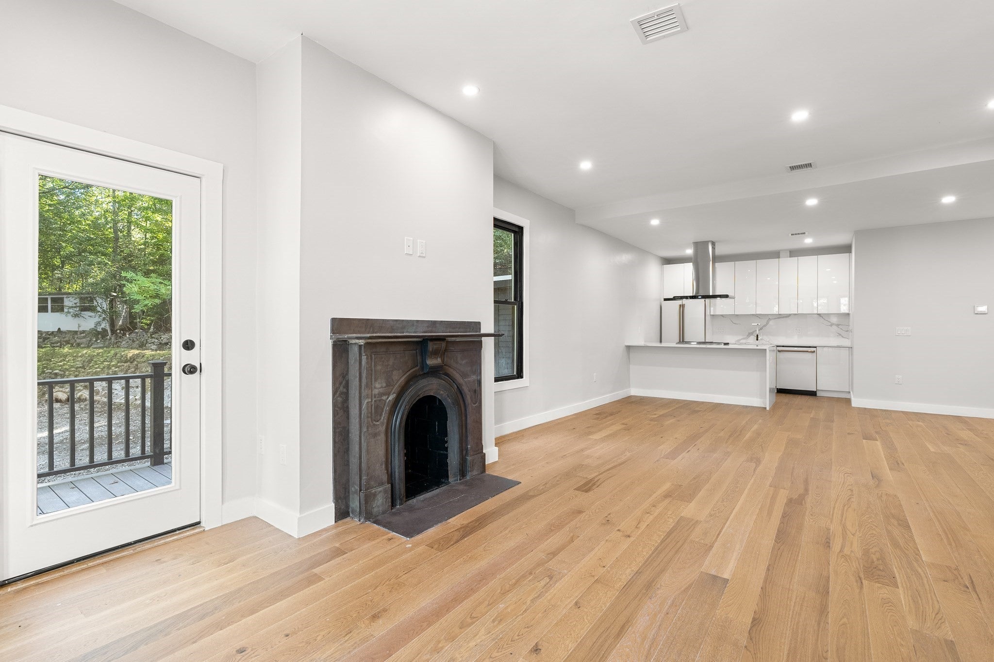 16-18 Yale Terrace 1