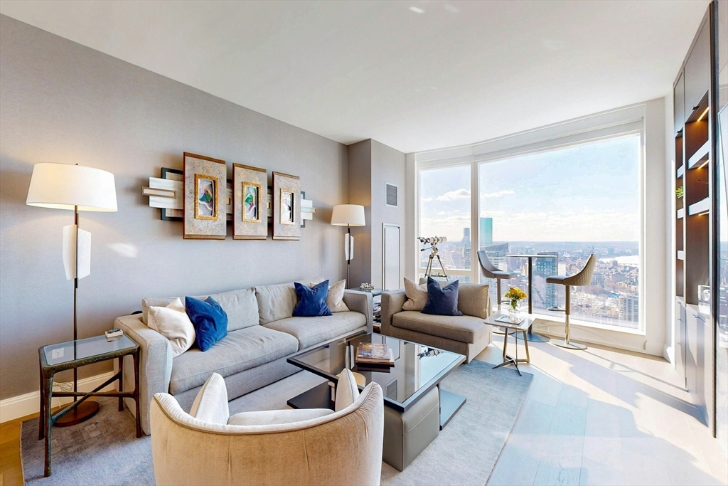 240 Devonshire St U4505