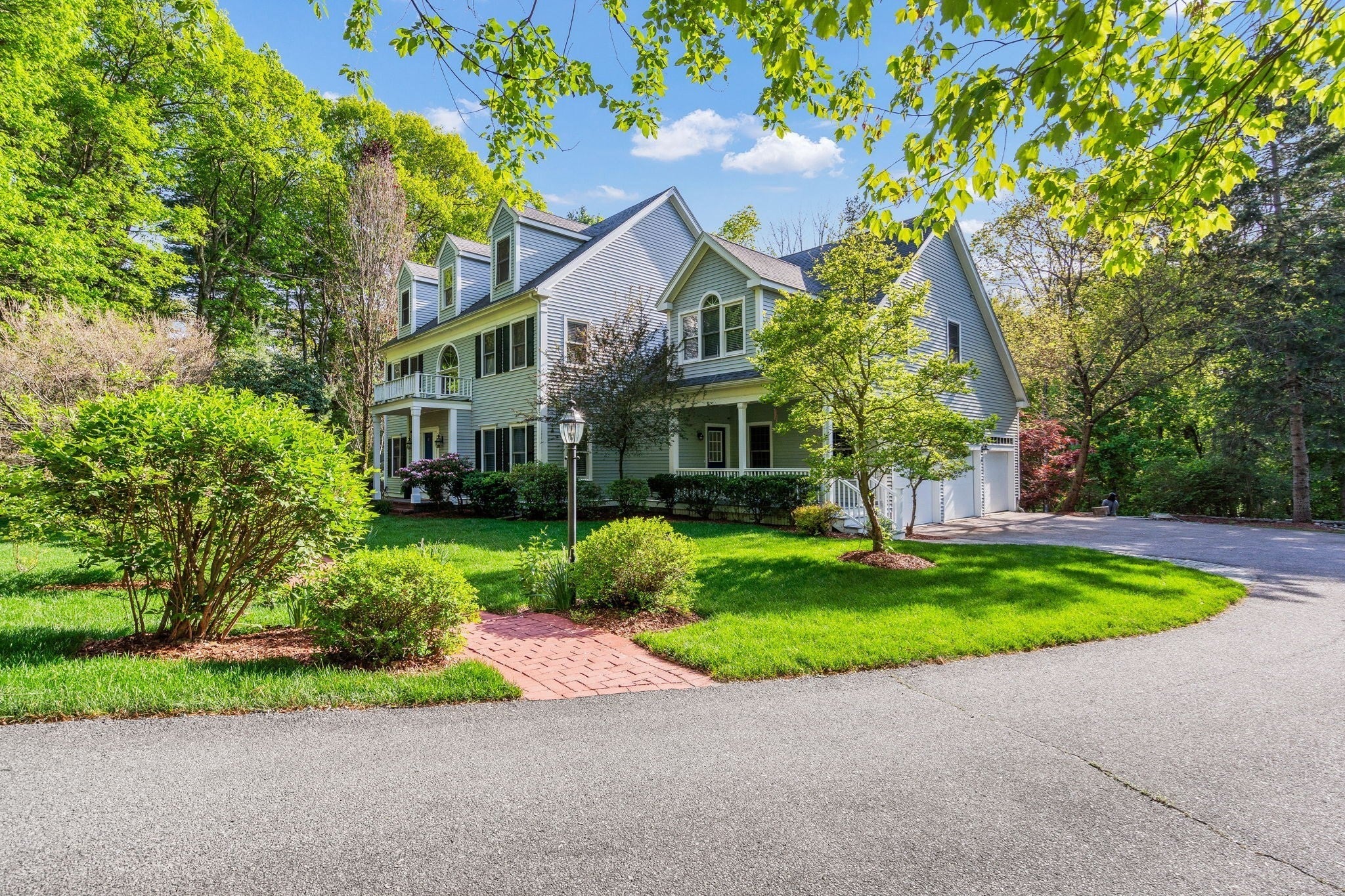 153 Walpole St, Dover MA 02030