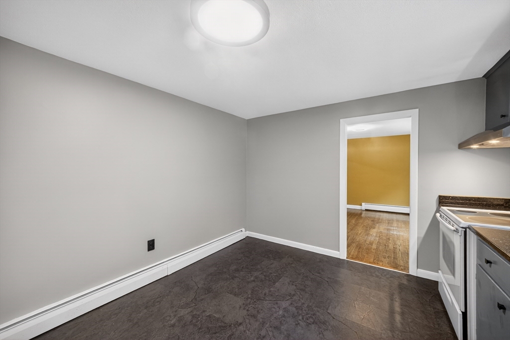 61 Jordan St, Chelmsford, MA Photo #6