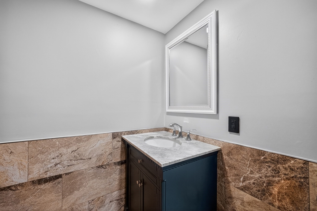 61 Jordan St, Chelmsford, MA Photo #27