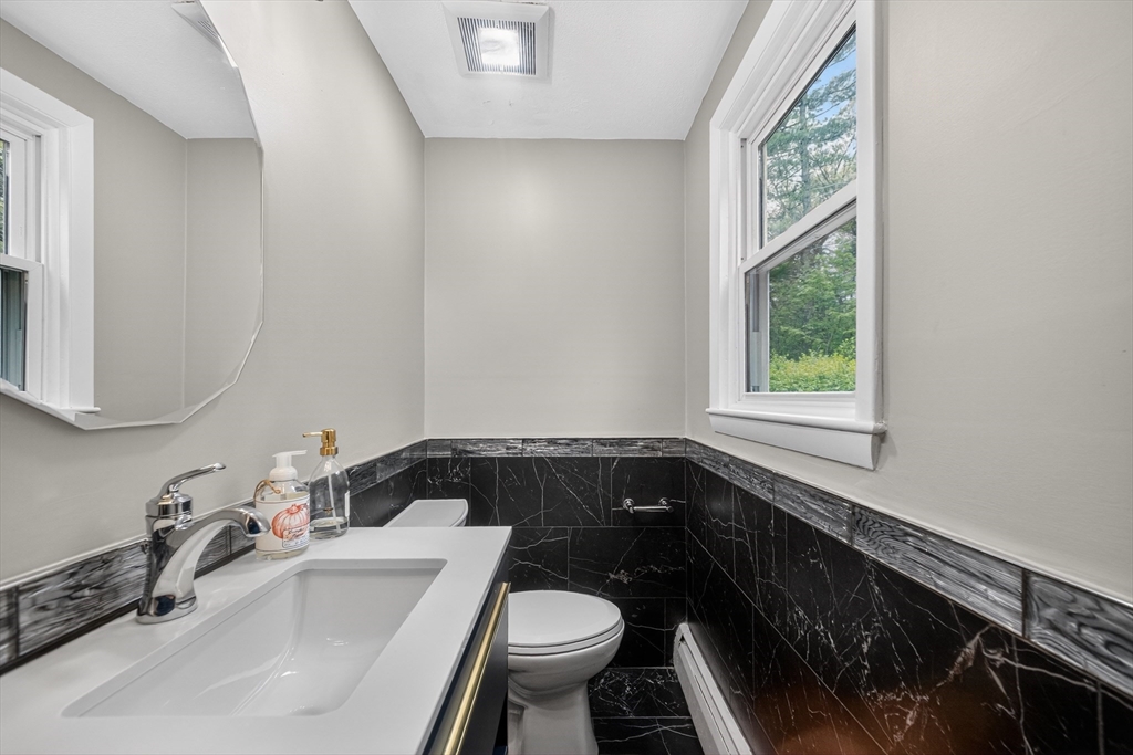 61 Jordan St, Chelmsford, MA Photo #7