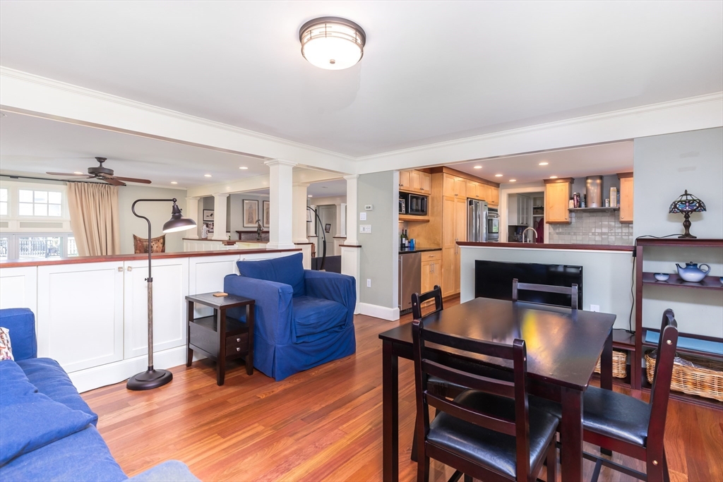17 Deforest Rd