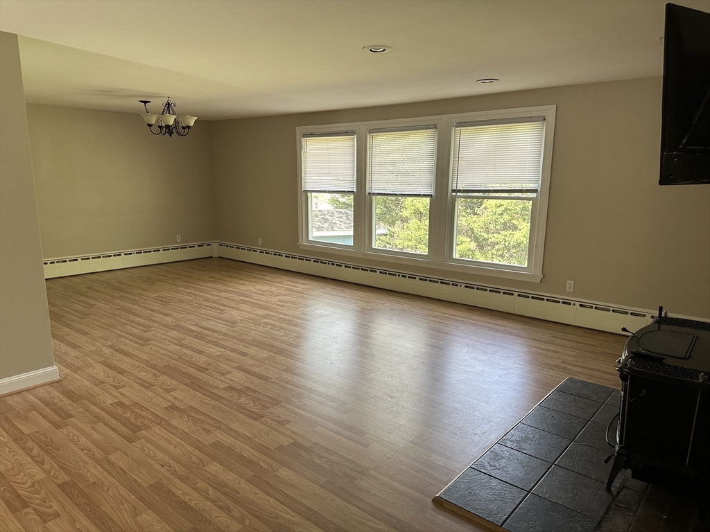 4 Charles Patten Dr