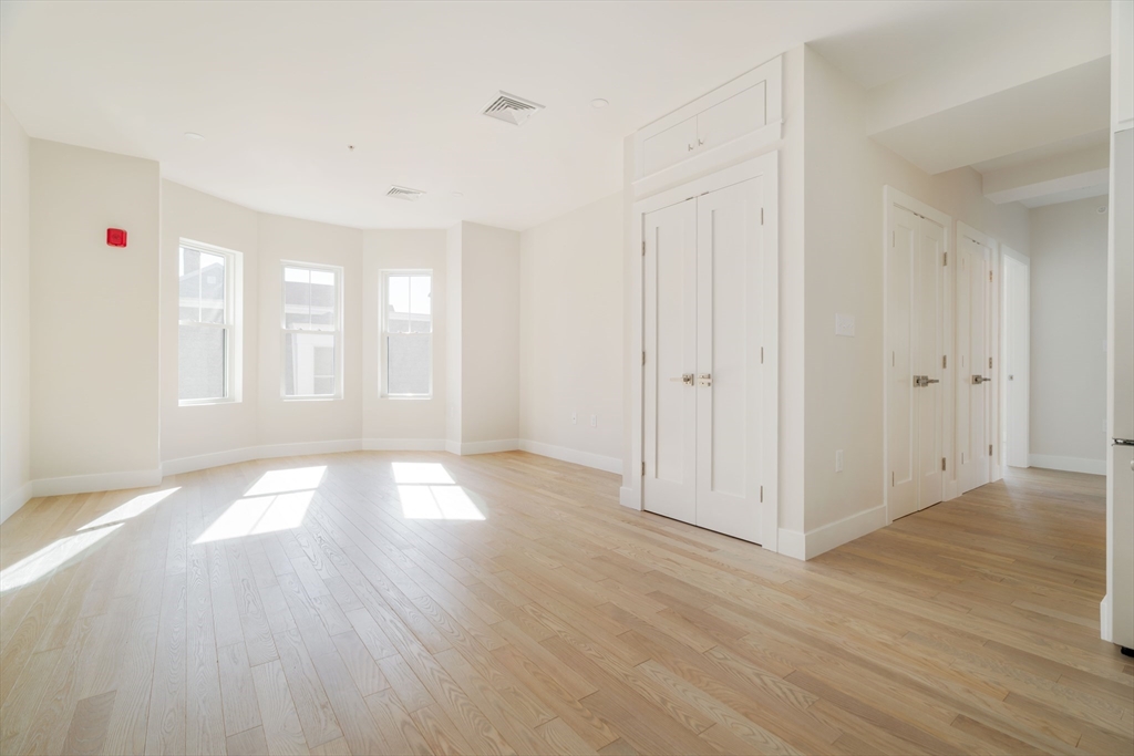 14 Alaska St 5