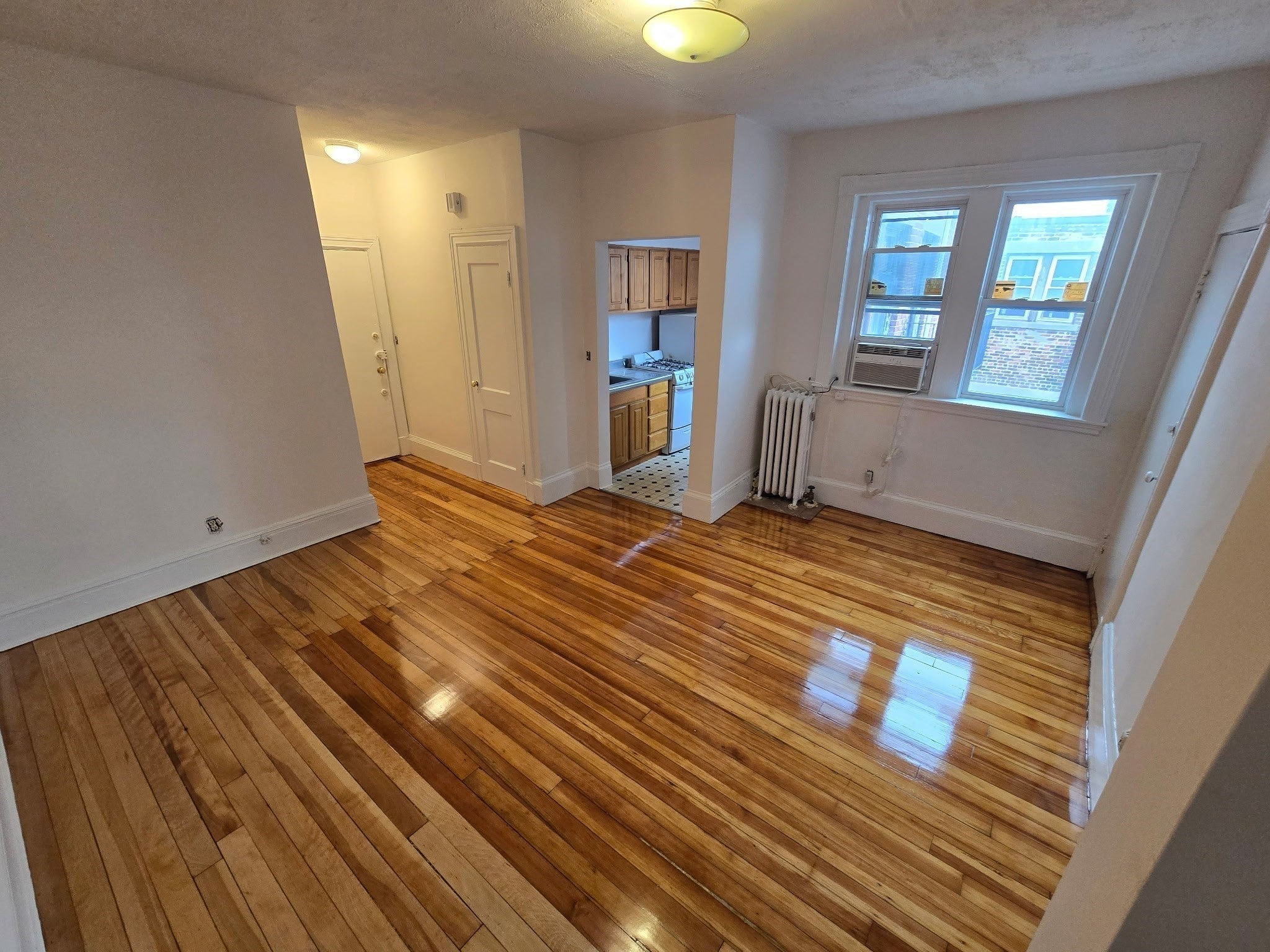 18 Glenville Ave 3A