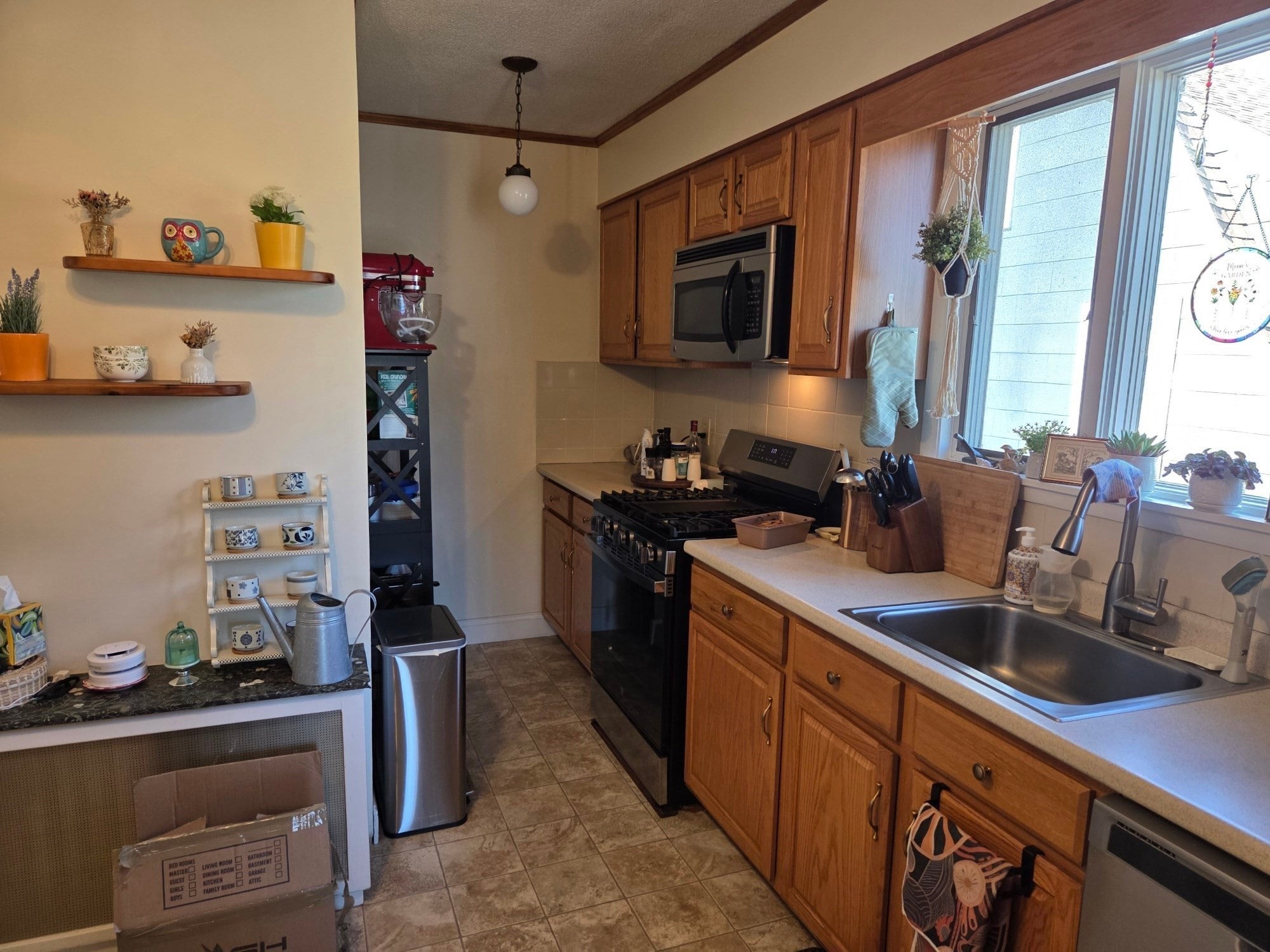 123 Edenfield Avenue #123, Watertown, MA, 123 Edenfield Avenue #123, Watertown, MA Photo #7