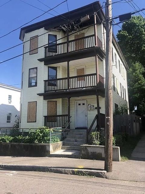 Photo of 32 Huntington St #3, Brockton, MA 02301 (MLS # 73475586)
