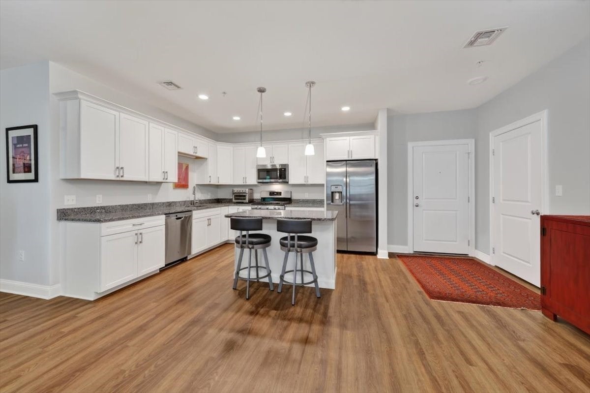 2 Longwood Lane #204, Hanover, MA Photo #1