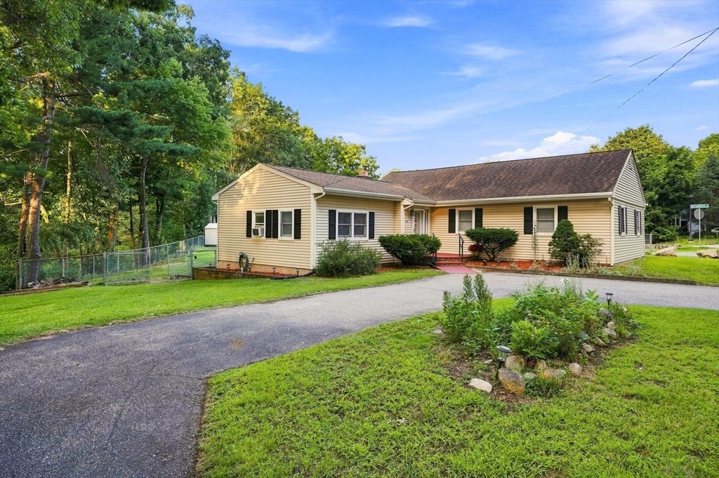 70 Muller Rd, Burlington, MA, 70 Muller Rd, Burlington, MA Photo #3