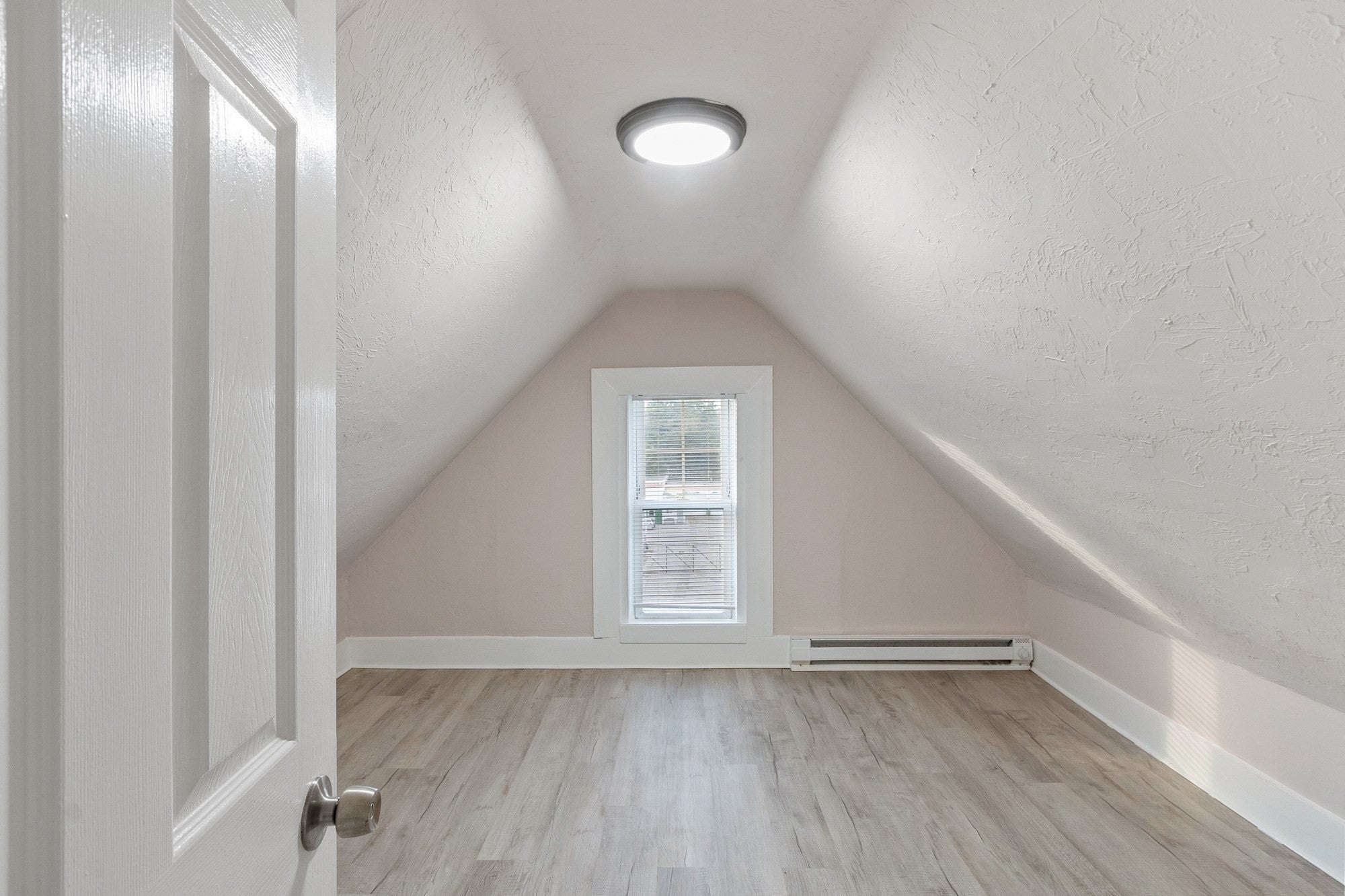 537 Park Avenue, Worcester, MA, 537 Park Avenue, Worcester, MA Photo #25