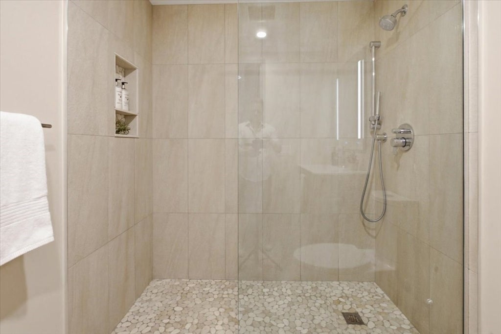 111 Beach St #3E, Boston, MA, 111 Beach St #3E, Boston, MA Photo #37