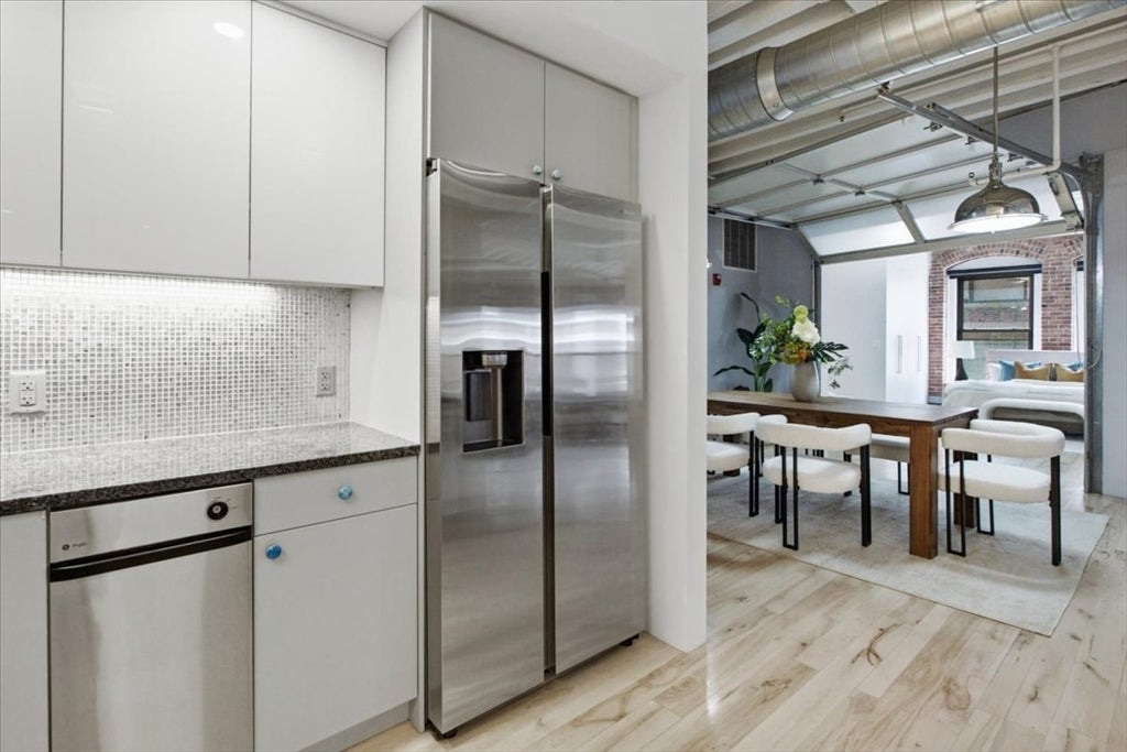 111 Beach St #3E, Boston, MA, 111 Beach St #3E, Boston, MA Photo #11