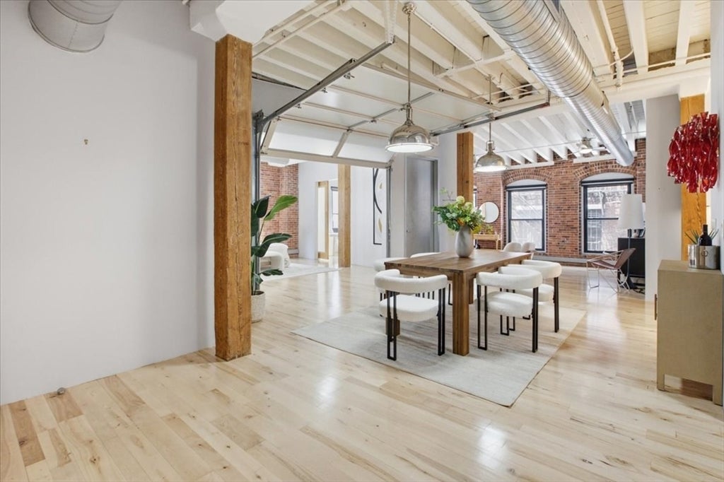 111 Beach St #3E, Boston, MA, 111 Beach St #3E, Boston, MA Photo #1