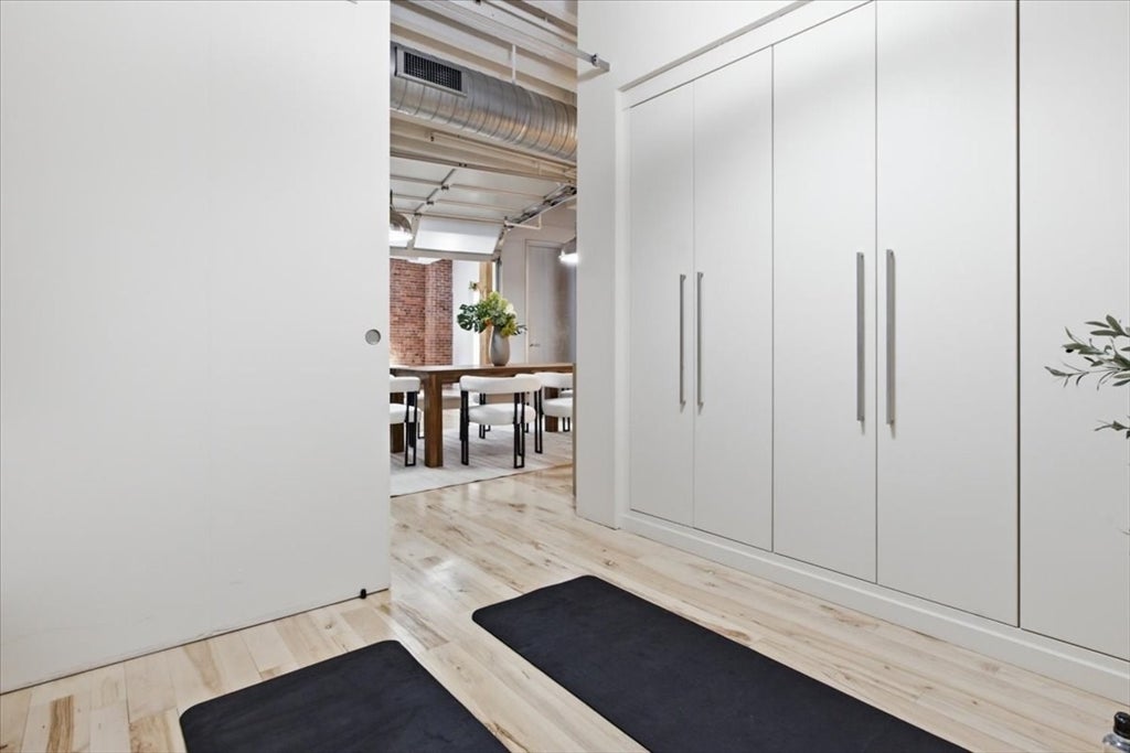 111 Beach St #3E, Boston, MA, 111 Beach St #3E, Boston, MA Photo #4