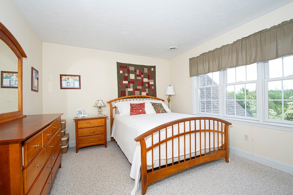 107 Old School House Rd, Oakham, MA Photo #18