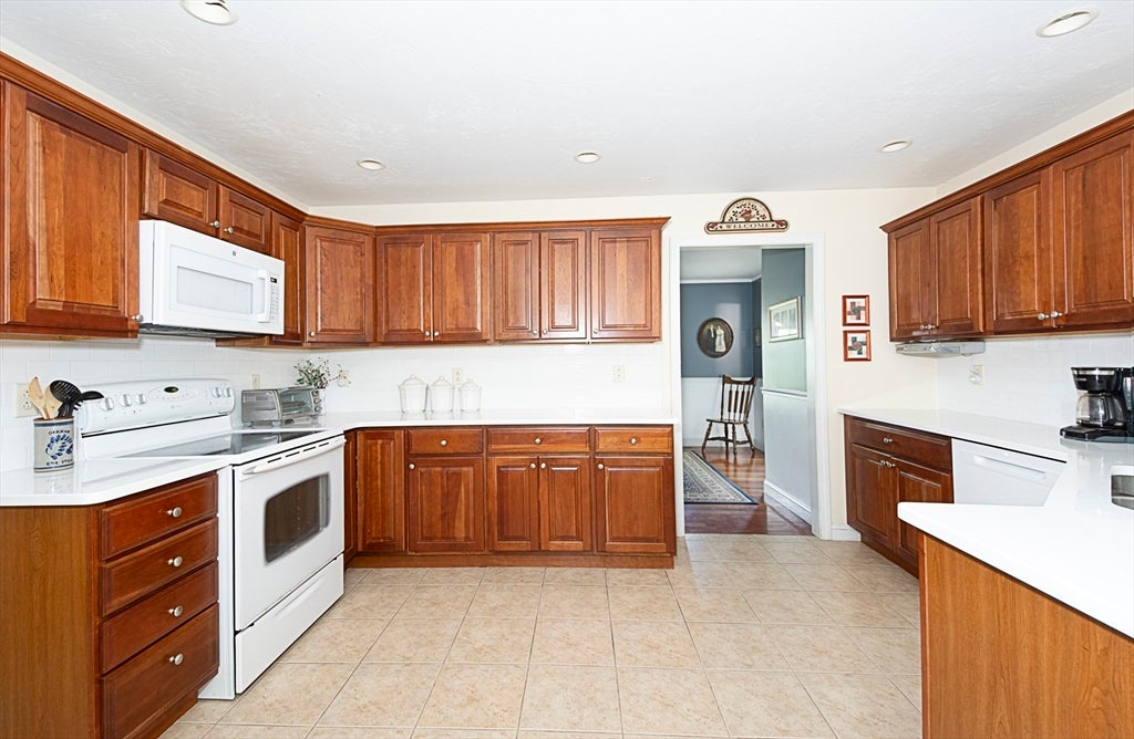 107 Old School House Rd, Oakham, MA Photo #11
