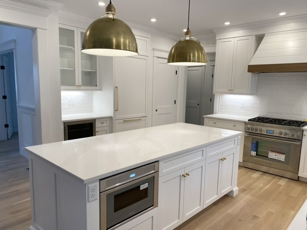 6 Sawmill Brook Lane