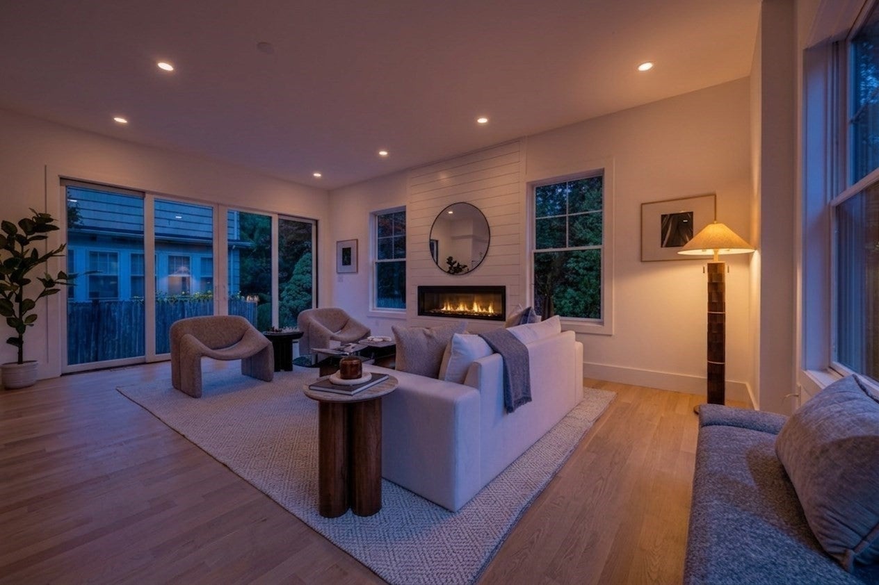 9 Morseland Ave, Newton MA 02459