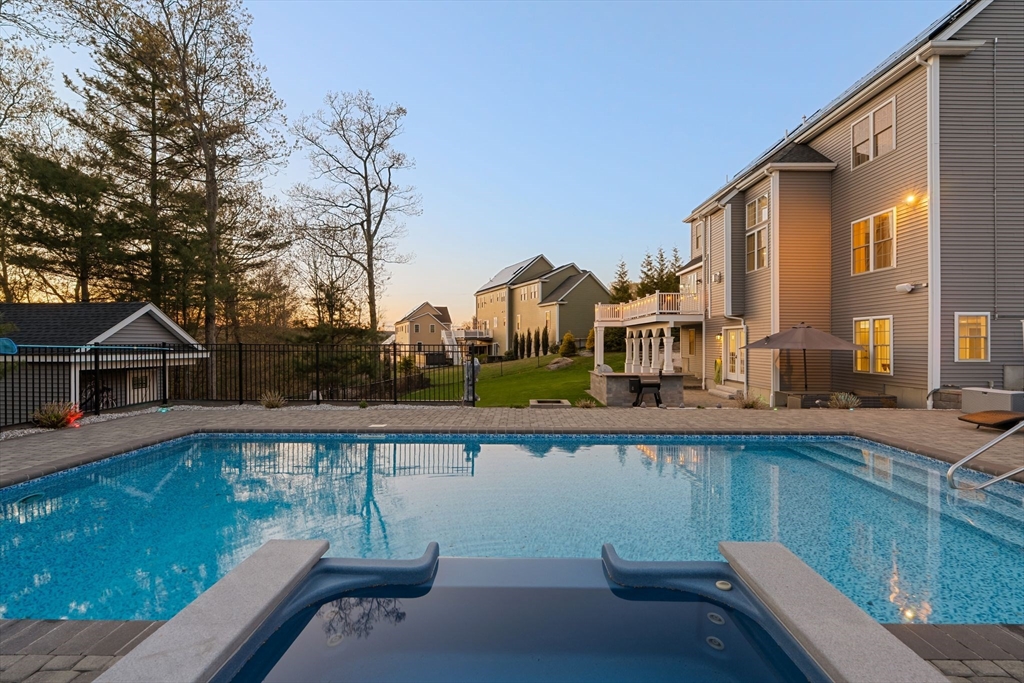 48 Field Pond Road