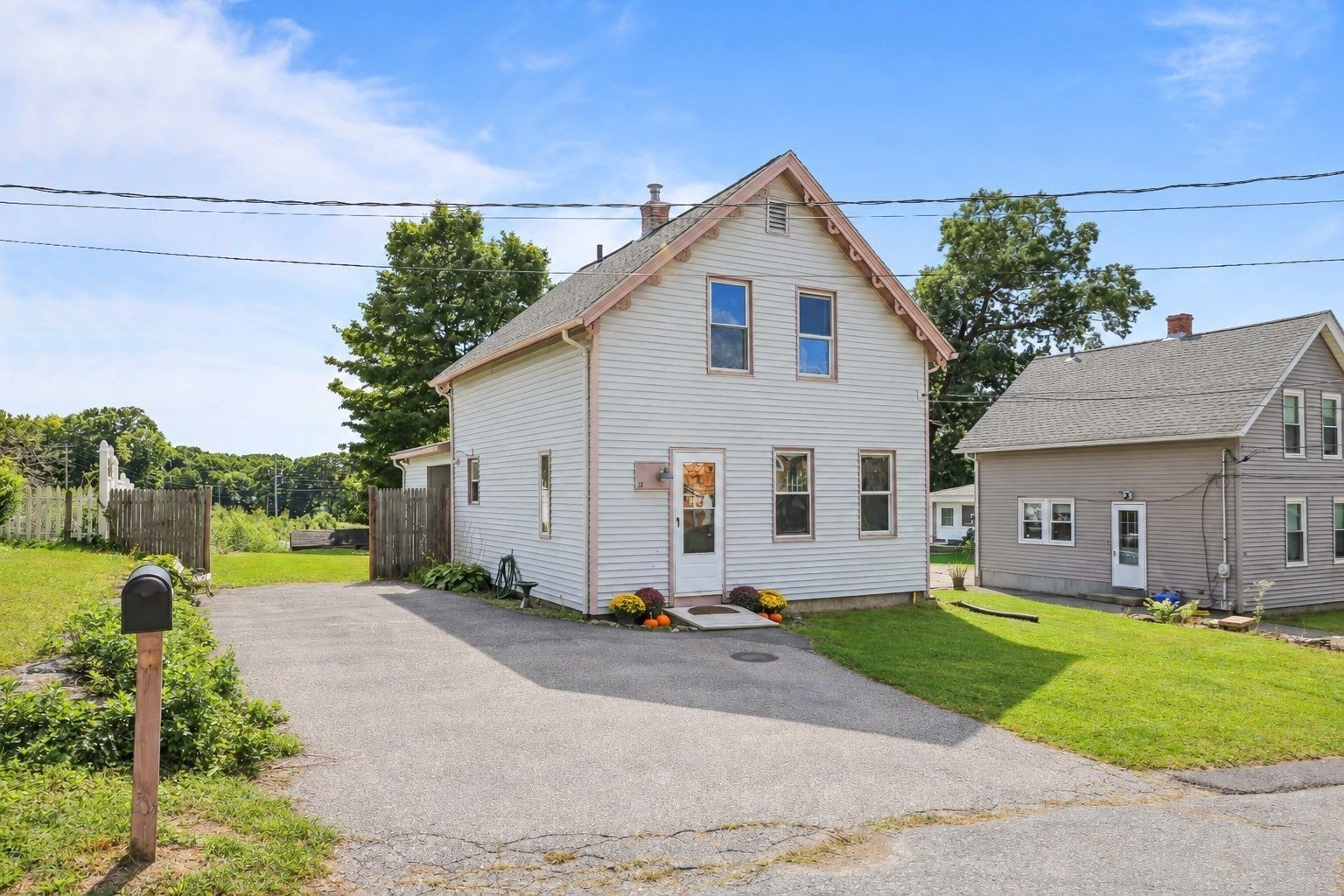 12 Brightside St, Millbury, MA Photo #3
