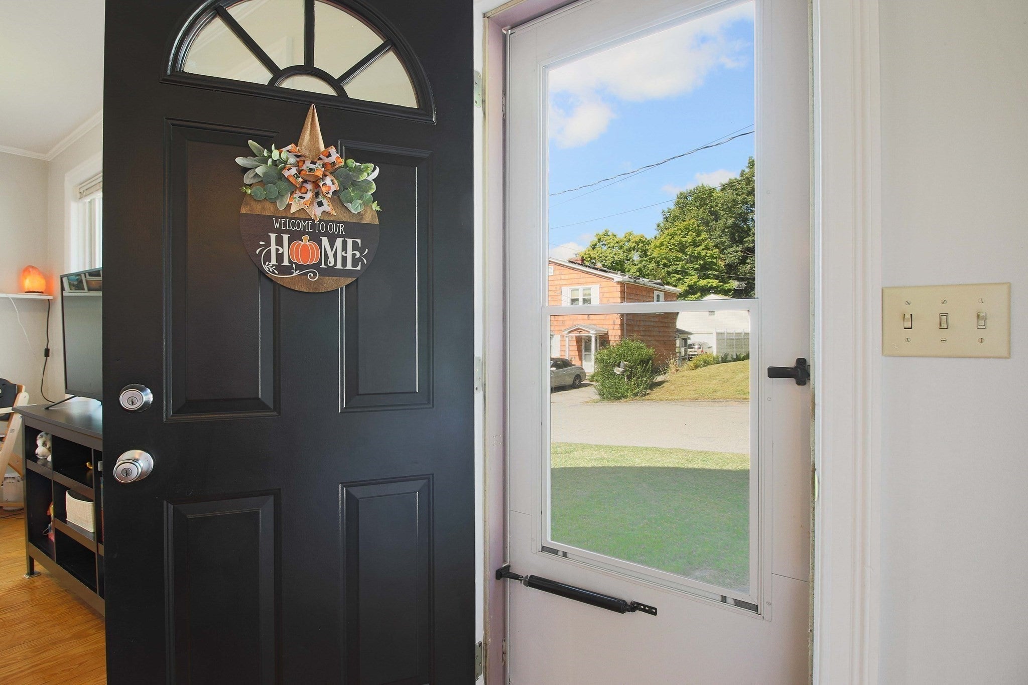 12 Brightside St, Millbury, MA Photo #4