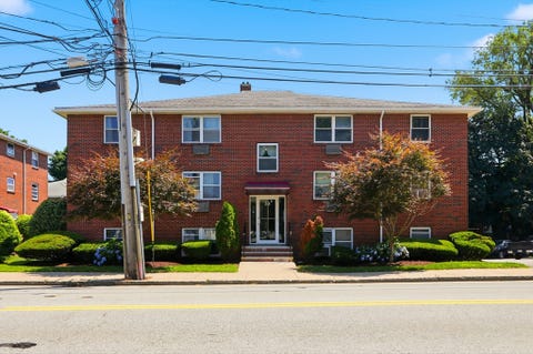 Photo of 33 Montvale Ave #11, Woburn, MA 01801 (MLS # 73546987)