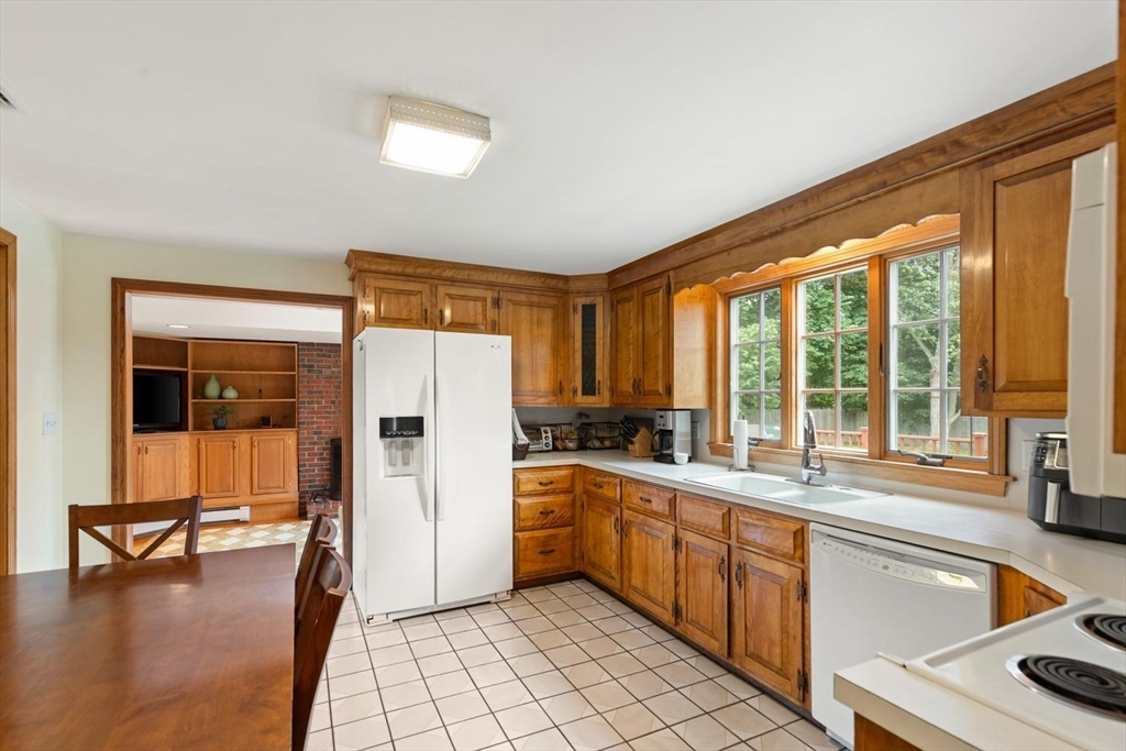 159 Mckay St
