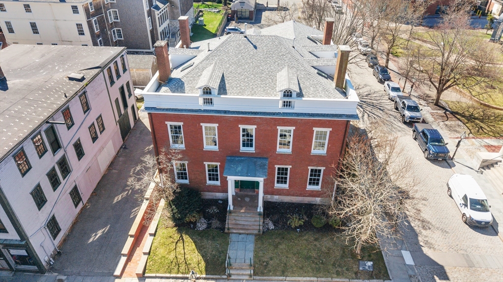 30-32 William St 1-4