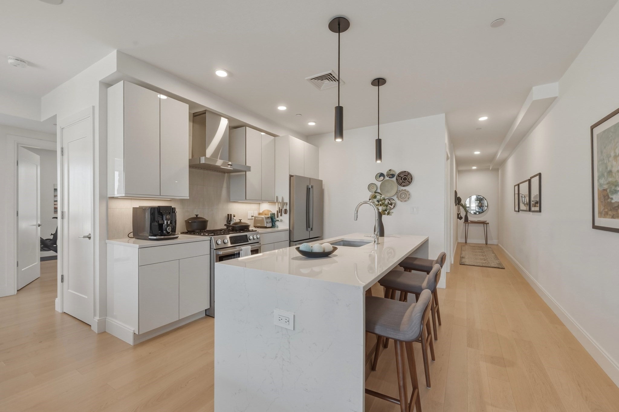 20 W 5th St