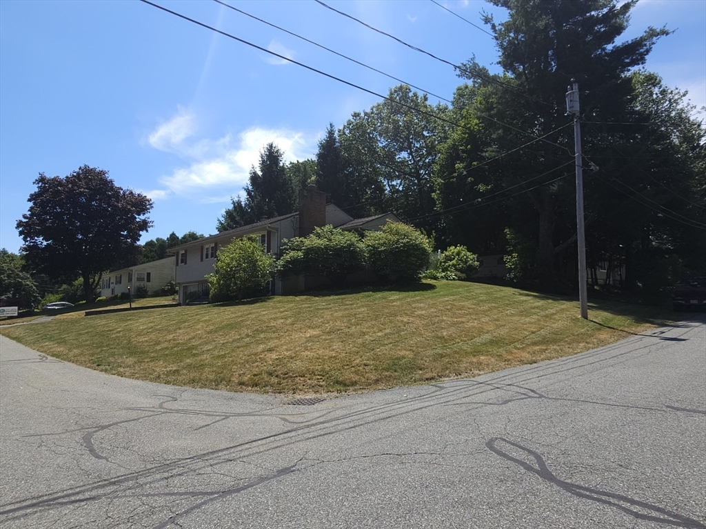 69 Sherwood Hill Drive
