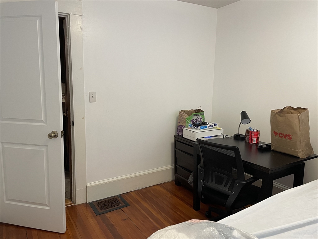 416 Trapelo Rd #1, Belmont, MA Photo #20