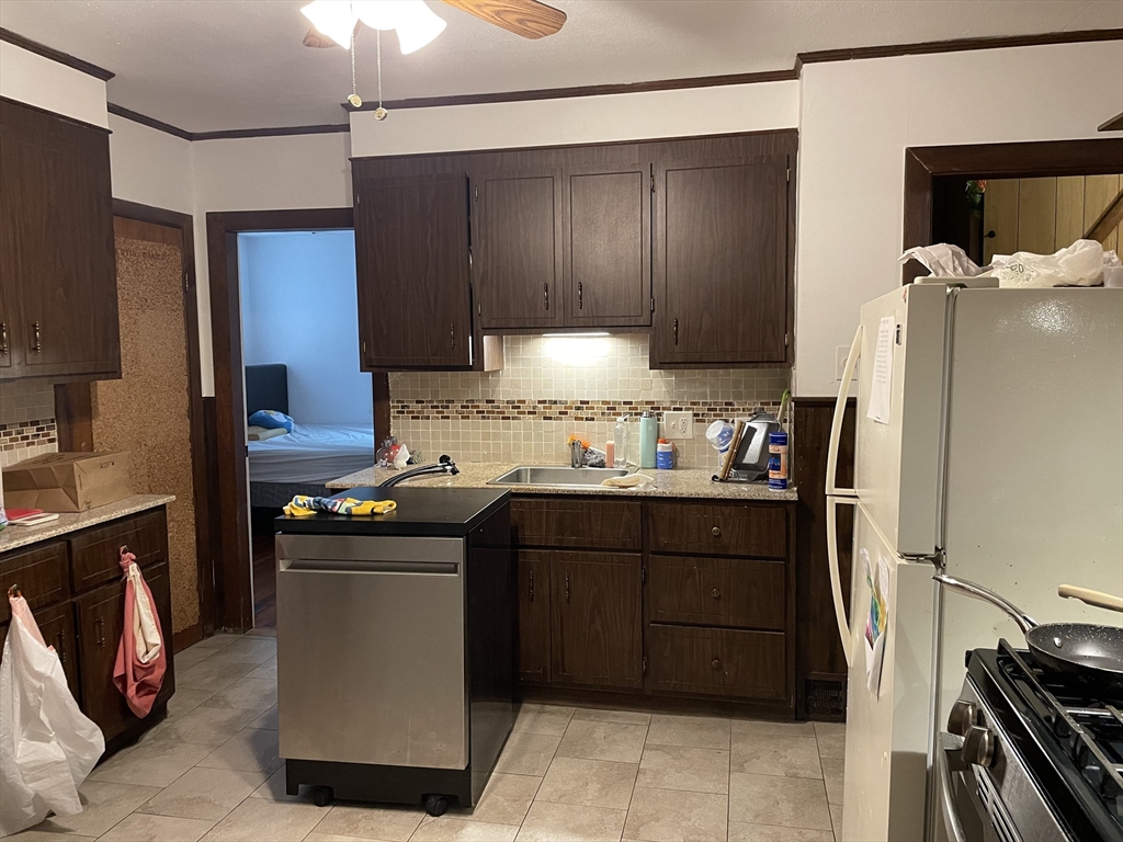 416 Trapelo Rd #1, Belmont, MA Photo #15