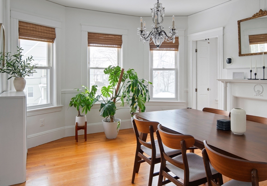 206 N Beacon St 206