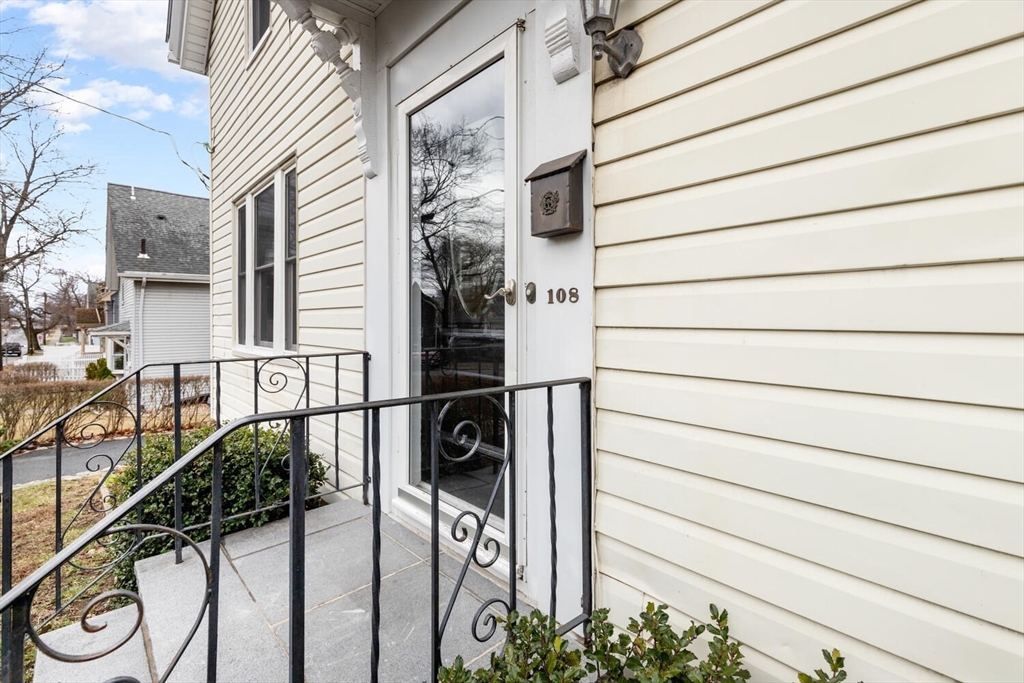 108 Pine Grove Avenue