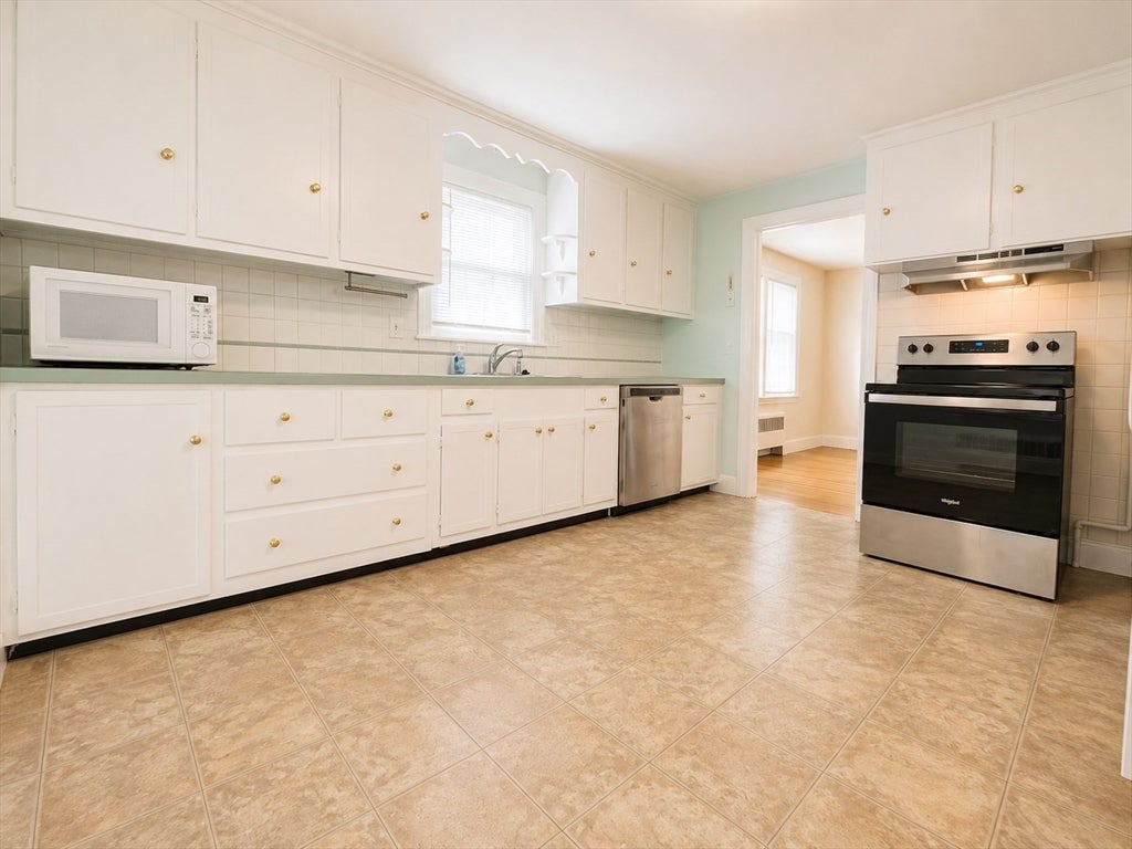 67 Waverley Street #2, Belmont, MA, 67 Waverley Street #2, Belmont, MA Photo #3